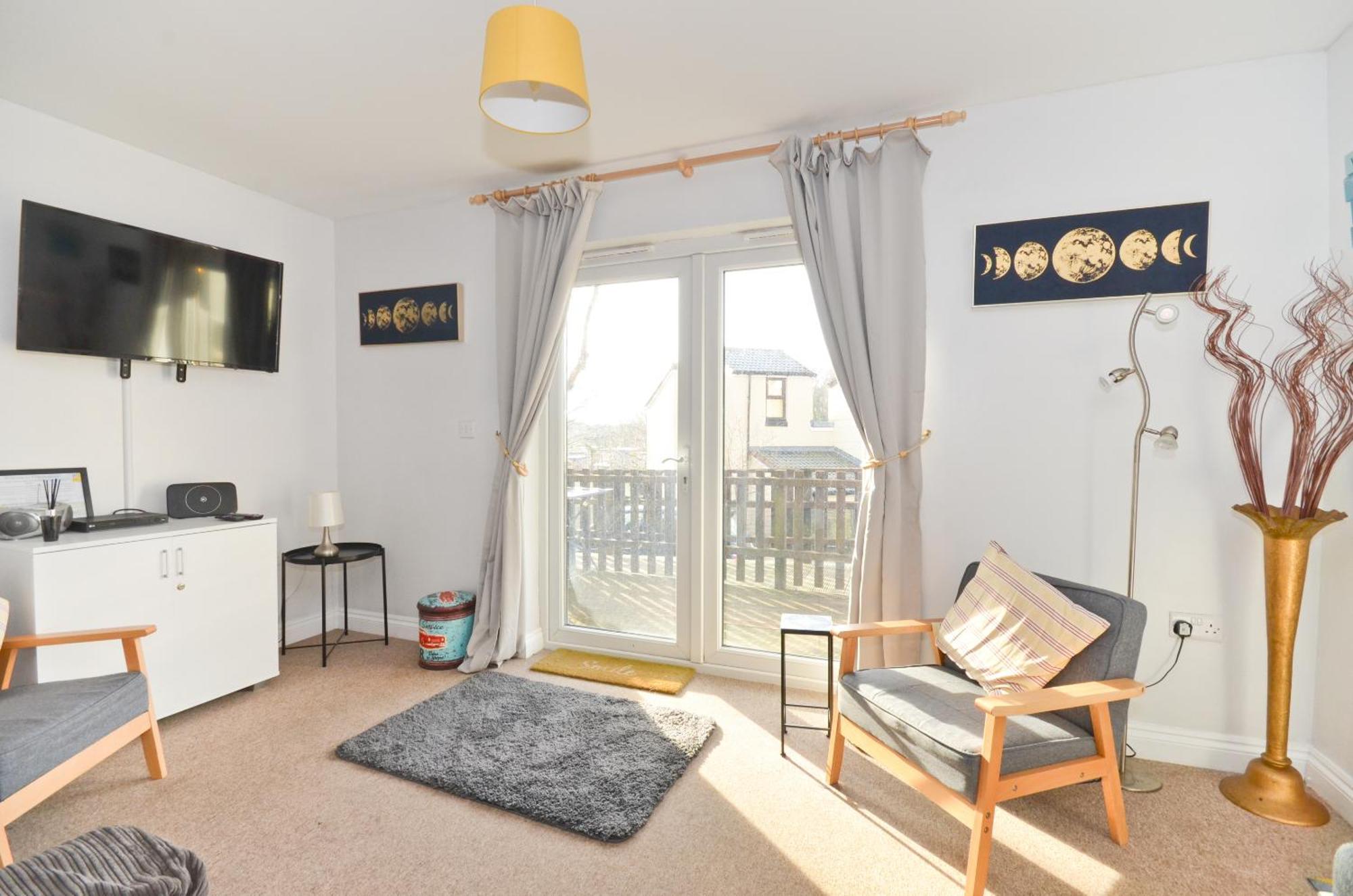 Апартаменты Whippingham, Creek Gardens - Isle Of Wight Вуттон-Бридж Экстерьер фото