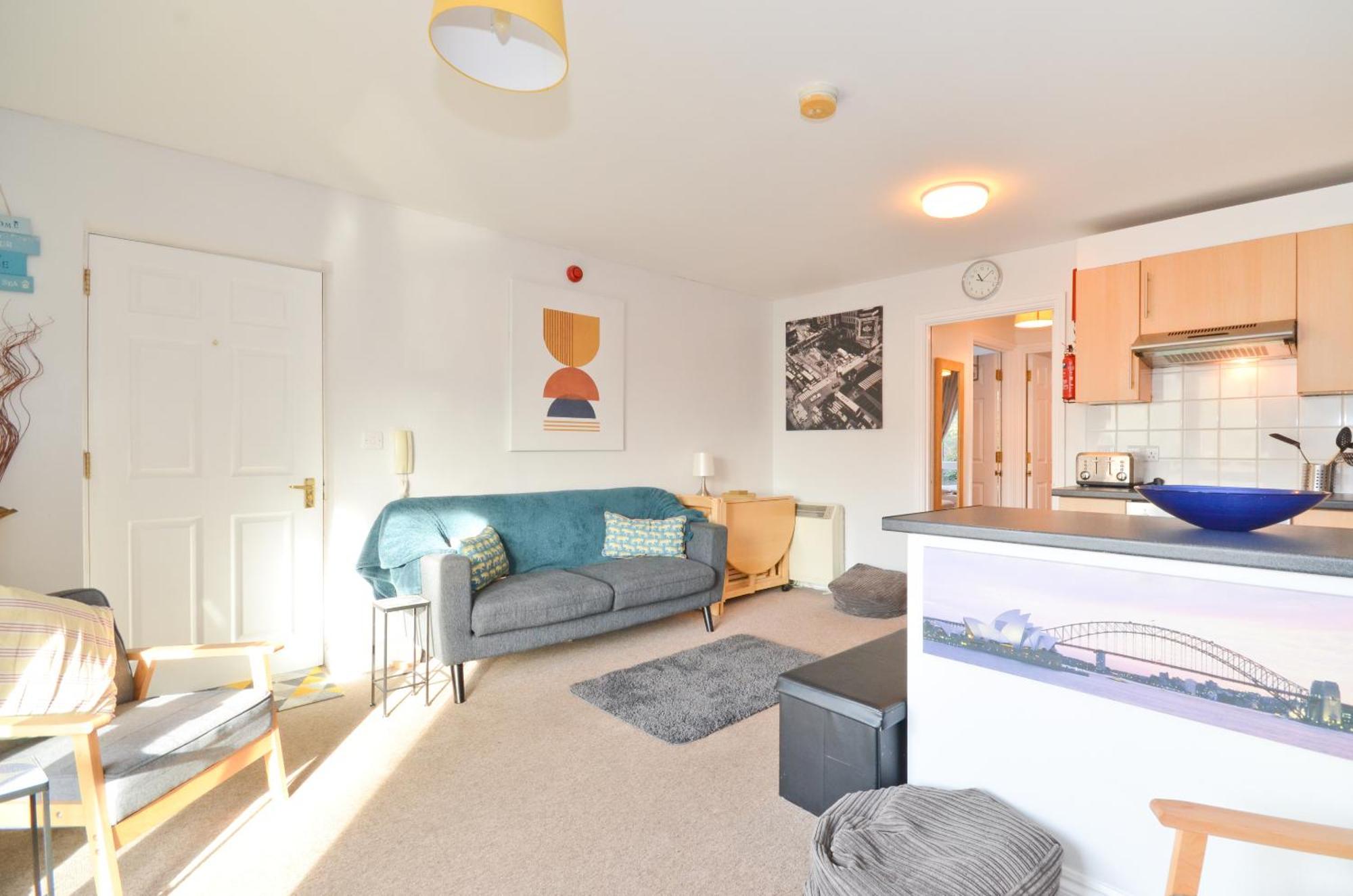 Апартаменты Whippingham, Creek Gardens - Isle Of Wight Вуттон-Бридж Экстерьер фото