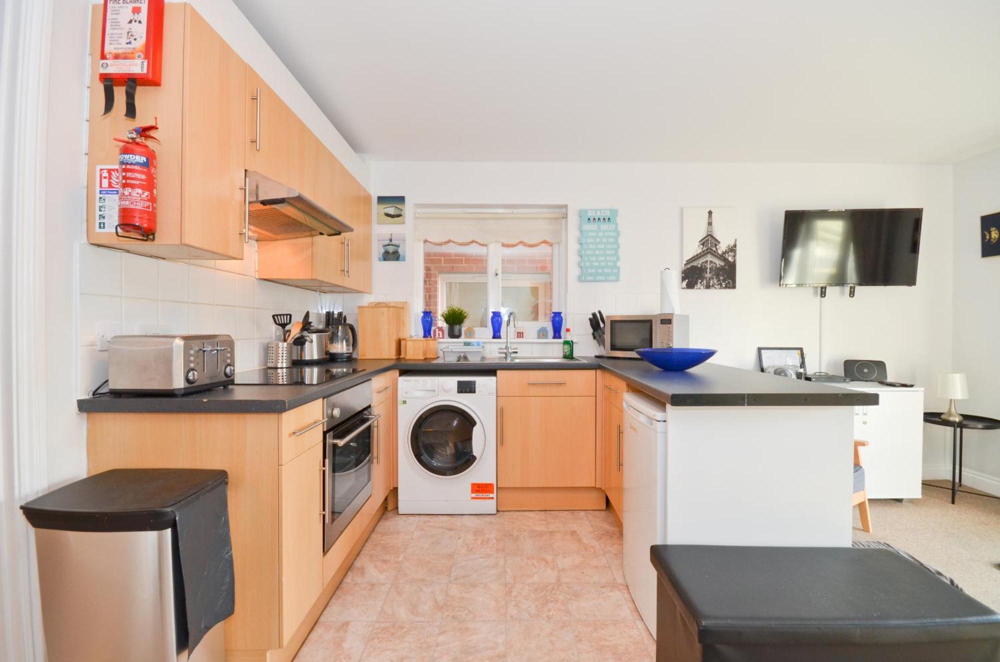 Апартаменты Whippingham, Creek Gardens - Isle Of Wight Вуттон-Бридж Экстерьер фото